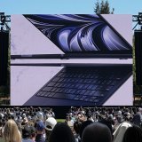 The first M2 Mac will be&hellip; a matte black MacBook Air  \ud83d\ude0e (11.3mm and with MagSafe)