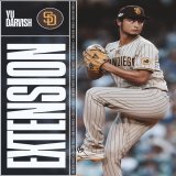 Padres, Yu Darvish agree to 6-year extension, per  @AJCassavell.