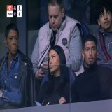 Pdtrrrrrrr mais c&rsquo;est une dinguerie de d&rsquo;&ecirc;tre en couple avec la tana qui s&rsquo;est fait soulever par toutes les joueurs de la NBA   Il se permet de l&rsquo;affiche en full 4k en plus mais jude  ?????