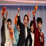 岸田首相「物価高に打ち勝つ賃上げが必要」自民党大会で表明   これがいかに狂ってる事か分かるか？消費増税し法人減税しインボイス制度も開始する上で「企業に賃上げ要求」だぞ。政府が目一杯ブレーキを踏みながら、企業に「アクセルを踏め」と言ってるようなもんだからな