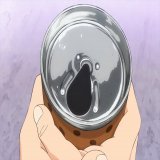 「うる星やつら」(2022年版)第1話、ジュースの缶を意識的に描写したワンカットがあったように缶の開け方で時代を感じられるものでしたが、タブが分離する「プルタブ式」を知る人、現在の「ステイオンタブ式」しか知らない人で大きく世代を分けることができそうです