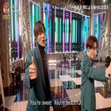#SnowMan の一員として歌う 柏木学生が、けさの #舞いあがれ で 初めてのソロフライトに向かう 岩倉学生を送り出す時と同じ サムズアップをしていました。#FNS歌謡祭