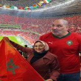 أنا: فرحانة بحضوري للمباراة.. أحد المتابعين في التعليقات: يضع… En voir plus