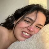 لما يجيبهم بعد دقيقة ده جوزي يجماعة متستغربوش