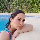 أوجد التناغم و الانسجام في اللحظة حتى لو لم يعجبك الحال تماما ، كن حياديًا مع الحياة ، أخفض من أهمية الأشياء ، و اطلب السلام و المحبة و النور و البهجة لقلبك و للآخرين ، و لا تجعل احد يستدرجك لأي صراع تحت أي مسمى ، كن انت كما تحب فلست مضطرًا لا