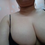 شرموطة بلدي بتتصور لعشيقها