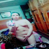 مصرية بعيون خضرا جسم صاروخ