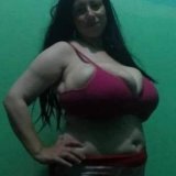 خليجي يمتعنا بصور ساخنة مع مراته اللبوة