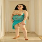عنيف   حلويات