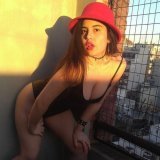 رومانسية   ٤٣ صورة لبنوتة مدام حظيدة في الجواز