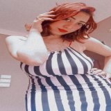 رومانسية   أم عيون دباحه وبزازها الكبيره