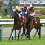 胸騒ぐ春到来、快足飛ばして好位差し切り #サウンドビバーチェ #浜中俊 #阪神牝馬ステークス