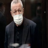 Артист Михаил Ефремов, получивший 7,5 лет колонии за гибель человека в ДТП, просит заменить наказание на принудительные работы &mdash; суд