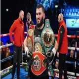 Artur Beterbiev came out on top of a firefight with Britain&rsquo;s Anthony Yarde to retain his WBO, WBC and IBF light-heavyweight world titles in London.  #onlywaynews #news #ArturBeterbiev #AnthonyYarde #London #uk