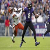 Update: The #Dolphins will not pursue #Ravens QB Lamar Jackson, per @JeffDarlington  In total: The #Falcons, #Commanders, #Panthers and #Raiders are all reportedly out on Lamar Jackson.