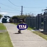 The @Eagles chase the Giants out of Philly