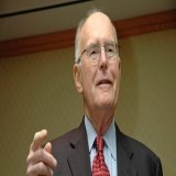 ゴードン・ムーア氏死去　インテル創業「ムーアの法則」