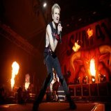 Sum 41 is breaking up after 27 years, the band said on Monday. The Canadian group, with hits including &ldquo;Fat Lip&rdquo; and &ldquo;In Too Deep,&rdquo; was part of a pop-punk wave that included Blink-182, Simple Plan, Good Charlotte and others.