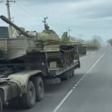Оккупированный Бердянск.  Это же армата?