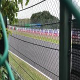 F1日本グランプリ予選行ってきました。  西コース200R先にあるこの通路、 歩いているだけで至近距離のV6ターボASMRが堪能できる穴場スポットです。  #F1jp  #F1日本グランプリ #鈴鹿サーキット