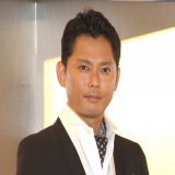 今井翼、体調不良で当面の間活動休止   事務所は「本人と医師とも相談をし、何よりも健康を取り戻すことが大切だと考え、一度お仕事から離れ治療に専念する」と報告。音楽劇「精霊の守り人」は降板し（代役は村井良大と山崎樹範）、10月のライブも中止する。  #今井翼 #翼くん