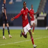 .@percymuzitau22 - @AlAhly&rsquo;s man of the moment. Beautiful goal. HT: #AhlyWAC 1-0. #CAFCLFINAL