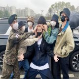 hobişimizi suga featte performansını izleyebilirdik ama kahrolası koreyanya y&uuml;z&uuml;nden g&ouml;remiycez bedelli askerlik i&ccedil;in daha neyi bekliyorsunuz