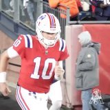 Throwback Mac.  @MacJones_10 | #ForeverNE
