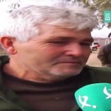Emociona mucho ver a #Eduardo llorar por sus animalitos,que por fin han pisado tierra firme tras días muy desesperantes, por fin RESCATADOS !!!!! #Extremadura #Inundaciones #CrecidaDelRio #BorrascaLeonardo