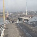 Россия официально объявила о выводе своих войск с правого берега и взорвала за собой Антоновский мост. Зная историю можно утверждать, что Минобороны 100% отрезало  тысячи своих военных от левого берега, в очередной раз их бросив, как часто делала и с