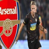 | Shakhtar&rsquo;s Carlo Nicolini on Arsenal&rsquo;s bid for Mykhailo Mudryk:  &ldquo;&euro;60m it's not enough to sign Mudryk. Our director said that we need a bid closer to Grealish fee than Antony to sell Mudryk. We're not even considering a bid w