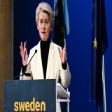 Председатель Еврокомиссии Урсула фон дер Ляйен подчеркнула, что Европейский союз должен постоянно оказывать давление на Россию и помогать Украине.
