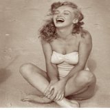 Коротко вкратце  Могу рассказать вам, ЧТО было вчера :-)  Сначала проснулись, позавтракали и за завтраком в час дня смотрели по телевизору Аргентина Саудовская Аравия  ААААА :-)  Вот это был матч :-)))  Саудовская Аравия просто ЗВЕРЮГИ, такую сенсаци