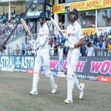 .@ImRo45(31) &amp; @klrahul(4) give India a  start as both the openers are looking in good shape  IND: 35/0 (9)   @BCCI  #INDvAUS #INDvsAUS #BorderGavaskarTrophy #BGT2023