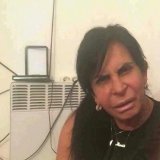 O Bolsonaro quer falar de aborto? Justo ele que pediu pra amante abortar o filho dele????   #DebateNaGlobo #LulaNaGlobo  Bozo - Bonner - Lulinha