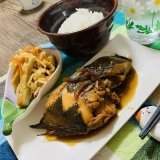 晩ごはんはカレイ煮付と昨日の切り干し大根いただきます&psi;(&acute;ڡ`\u2661) #おうちごはん