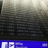 Забастовка в Германии серьезно нарушила железнодорожное и авиасообщение   В Германии в понедельник началась крупная предупредительная забастовка работников транспорта, организованная союзом железнодорожного транспорта EVG совместно с профсоюзом Ve...