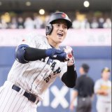 大谷翔平&larr;WBC日本代表 ディマリア&rarr;W杯アルゼンチン代表 このポーズの躍動感よ&hellip;