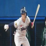 ヤクルトのリードオフマンは２０２３年もこの人！　高津監督「基本的には塩見は１番に置きたい」 - サンスポ   @SANSPOCOMより  #swallows #プロ野球 #npb #高津臣吾監督 #塩見泰隆