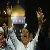 "اللهمُّ قلبًّا يَرتجي جَبرك اللهمُّ قلبًّا لا يَملك من أمرهِ حيلةٍ ألا دُعاك اللهمُّ لَا تردهُ ياربَّ."!  #ليله_القدر_خير_من_الف_شهر  #عيد_الفطر
