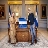 Peace and love from the country of freedom!  El Salvador  is promoting a peaceful revolution. President @nayibbukele embraces all the values we believe in: dios, union, libertad, #bitcoin.  Is incredible what a good President can achieve in such a sh