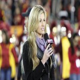 Erin Andrews Nude in Peephole Leaked Video - Scandal Planet