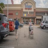 Grocery chains like @Kroger and @Albertsons are price gouging families with inflated food prices, and further corporate consolidation would result in higher prices, employee layoffs, and weaker supply chains.   The @FTC should oppose this deal.