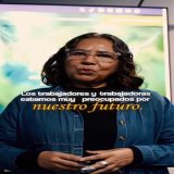Los trabajadores son el motor de Colombia y merecen condiciones dignas que les permitan crecer y salir #Adelante. Vamos a trabajar de la mano con ellas y ellos, por eso ayer dimos la bienvenida a 150 líderes sindicales que se unen a la #NuevaMayoría,