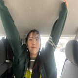 【浜辺号 爆走中】 浜辺さんも負けじとバンザイ。 離れていてもチームで盛り上げていきます。  御期待ください。  #浜辺美波 #シン・仮面ライダー爆走