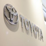 トヨタ株価、乱高下の怪　270億円の売りは機械仕掛けか - 日本経済新聞