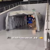 &laquo;&nbsp;Avec un pull&nbsp;&raquo;   Adrien Rabiot &agrave; de l&rsquo;humour, mais il surtout est de retour &agrave; l&rsquo;entra&icirc;nement  #WorldcupQatar2022 #FRAARG    @equipedefrance / IG