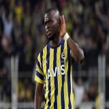 Enner Valencia biraz beyin olsa 19 değil 29 gol&uuml; olmuştu. Bize yine her duyguyu yaşatıyorsun GOAT #FBvKAS