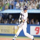 【ヤクルト】村上宗隆、最終戦で王貞治超え56号！村神様日本選手最多更新「１億円の家」ゲット #swallows #NPB  試合速報&rarr;