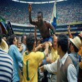 【訃報】 &ldquo;サッカーの王様&rdquo;ペレ氏が死去　3度のW杯優勝など数多くの伝説を残す   \u25a0編集部より 「闘病生活が公表されていた&ldquo;王様&rdquo;がこの世を去りました。82歳でした」